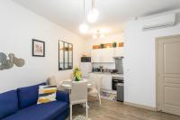 #44 Staywiz us -1 BDR Flat Cap AC balcony 5mins walk to beach - B&B Nizza