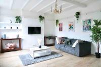 5 Bed Luxury London Home - B&B