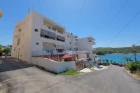 Livia's Guesthouse - B&B Ksamil