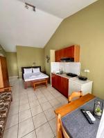 Artemis Hotel Apartments - B&B