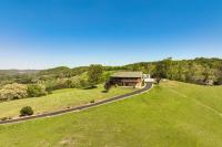 Panoramic Mtn Views Spacious Tennessee Home! - B&B