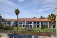 West Beach Lagoon 202 - Quiet & Ground Floor! - B&B