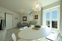 luxury apartament con garage vista mare alassio per 6 persone - B&B Alassio