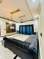 B&B Dhok Sandemar - Luxurious kashmir house near Islamabad airport - Bed and Breakfast Dhok Sandemar