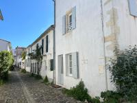 Maison de village L'A N N E X E proche du port - B&B