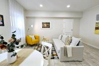 B&B Kaunas - Stylist 1 BD Apartment by Hostlovers - Bed and Breakfast Kaunas