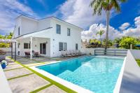 Luxury 5BR & 3BA Villa Walk to Hollywood Beach - B&B Hollywood