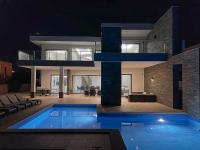 Luxury Modern Style Villa with Private Pool - B&B Pêra