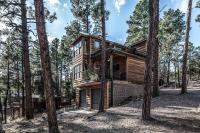 Redwood in the Historic Upper Canyon - B&B Ruidoso