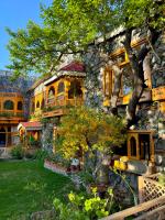 B&B Skardu - Lavender Cottage and Guest House - Bed and Breakfast Skardu