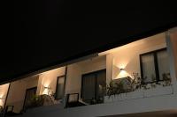 Modern Waveside Apartment No.1 - B&B Munggu