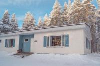 Villa Ainola - A Private Lakefront Getaway, Less Than an Hour from Rovaniemi - B&B