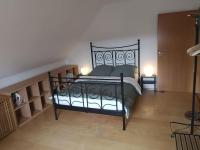 Drei Zimmer Appartment mit Küche & Bad - B&B
