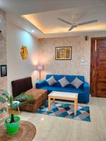 Blue Heart Home~1BHK Luxury & Cosy Flat in Tapovan - B&B