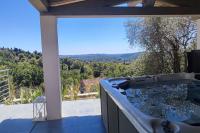 Villa piscine et jacuzzi la madonnette - B&B