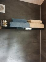 The Honeypot Shepherds Hut - B&B Ross on Wye