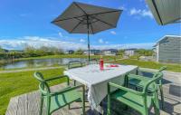 B&B Lauwersoog - Pet Friendly Home In Lauwersoog With Kitchen - Bed and Breakfast Lauwersoog