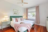 Hearthstone Harmony Retreat King-Sized Comfort - Ferienwohnung