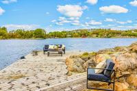 Waterfront Villa w/Boat&kayaks. 15min from Bergen - B&B Foldnes
