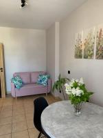 One-Bedroom Apartment with Balcony