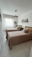 B&B La Adrada - Calle Larga 43/2 - Bed and Breakfast La Adrada