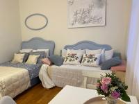 Quadruple Room with Private External Bathroom