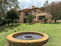 ApartaHotel La Leyenda - Bed and Breakfast