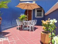 B&B Oaxaca City - Casa Refugio Budget House 8 Rooms & 9 Bathrooms - Bed and Breakfast Oaxaca City