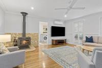 B&B Bateau Bay - Poets Corner Retreat - Bed and Breakfast Bateau Bay