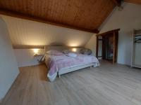 Retraite Champêtre avec Jardin, Piscine et Proximité Château à Châteaudun - FR-1-581-134 - Chambres d'hôtes Châteaudun