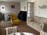 Appartement 70 m² en centre-ville, 2 chambres, cuisine équipée, WiFi, non fumeur, animaux non admis. - FR-1-465-111 - B&B