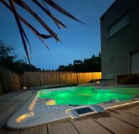 VILLA bord de mer 85 SPA de nage Les Conches - Ferienwohnung
