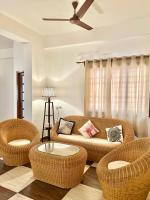 La Ruelle Apartment- French Colony - B&B