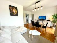 Appartement Le Cosy - Rénové - 3 Chambres - B&B Oyonnax