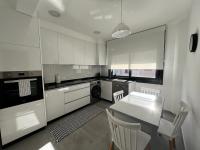 GRIS con Parking Gratis - Bed and Breakfast Vigo