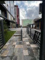 Modern Business-Class Apartment in City Center, Almaty - B&B Almaty