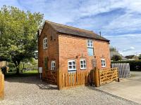 B&B Gloucester - Cottage at The Butchers Arms - Bed and Breakfast Gloucester