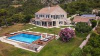 Villa Avola Bol - B&B