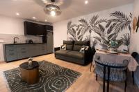 Rez de chausse dans une rue pavee 4 pers Nation - B&B