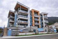 New 1 Bed Condo with Mtn Views - B&B