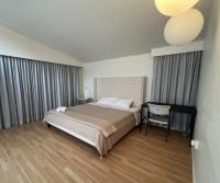B&B Toronto - vihome-one Queen bedroom near Bayview Village - Bed and Breakfast Toronto