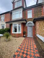 B&B Hunstanton - Belle-Vue Apartments - Bed and Breakfast Hunstanton