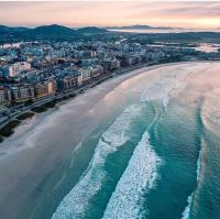 Apartamento Cabo Frio Praia do Forte pé na areia - Chambres d'hôtes Cabo Frio