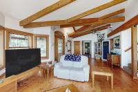 Horizon's End - B&B Islandale