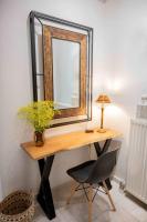 Cloe Corfu Airport Apartment - B&B Anemómylos