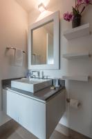 Apartamento de 3 dormitorios con balcón