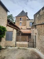 La maison du Donjon - Bed and Breakfast