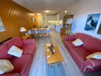 Grand appartement proche centre avec balcon et parking couvert - FR-1-693-107 - B&B Châtel