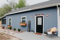 Creed's Cottage at Four Oaks - B&B New Braunfels