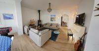 Deux maisons reunis par le jardin et sa cabine de plage, à 8min à pieds des plages et de l'océan - Chambres d'hôtes Batz-sur-Mer